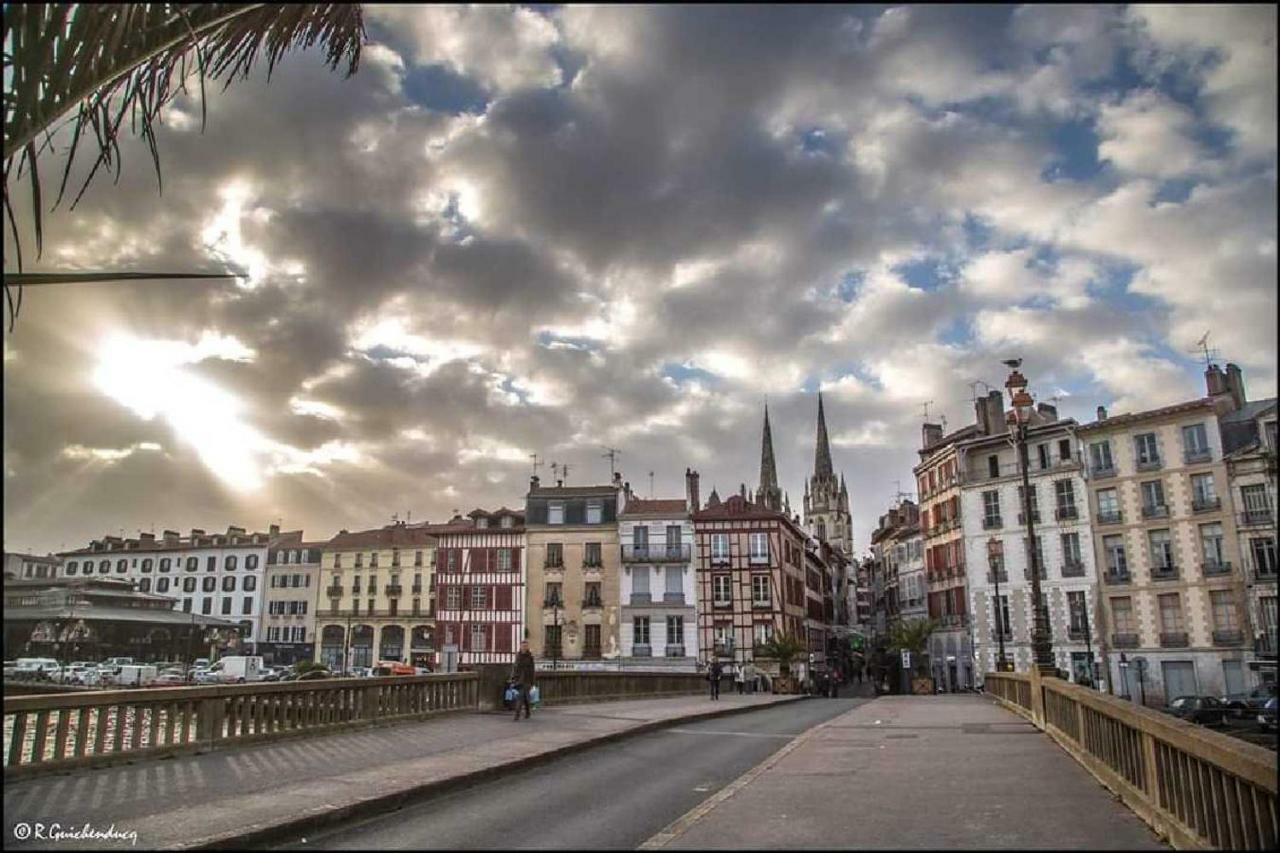Cosy Appartement Bayonne Historique Eksteriør billede